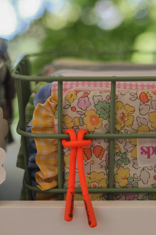 Make-up pouch